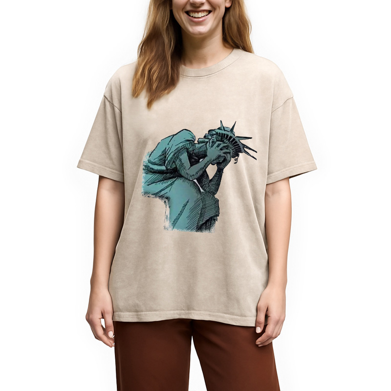 Modecanvas Lady Liberty Flaming Fist Washed T-Shirt