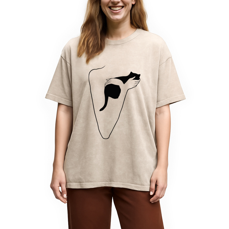 Modecanvas Minimalist Art Cat Hug DTG Printing Washed T-Shirt