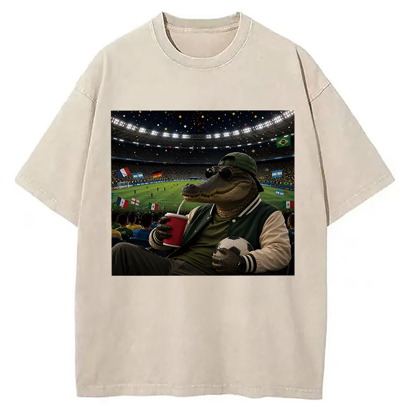 Modecanvas Funny Alligator Soccer Fan 2026 DTG Printing Washed T-Shirt