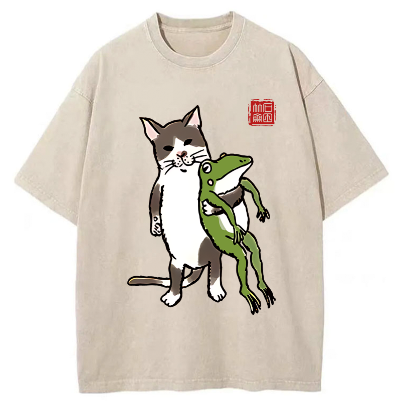 Modecanvas Cat Holding A Frog Washed T-Shirt-modecanvas