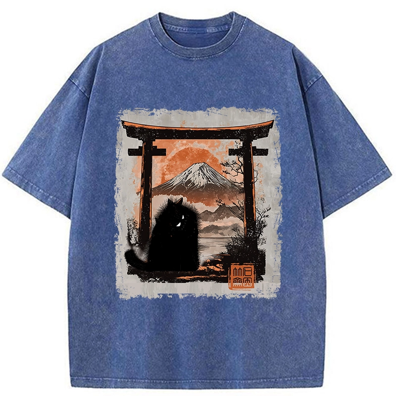 Modecanvas Mt. Fuji Guardian Cat Washed T-Shirt