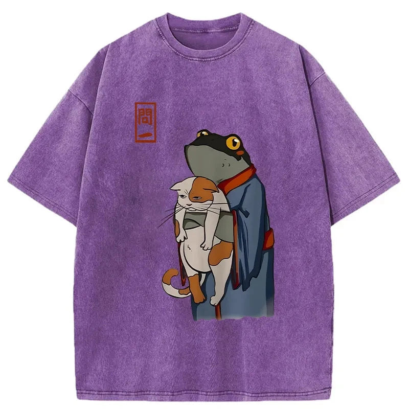 Modecanvas The Frog Holds The Cat Washed T-Shirt