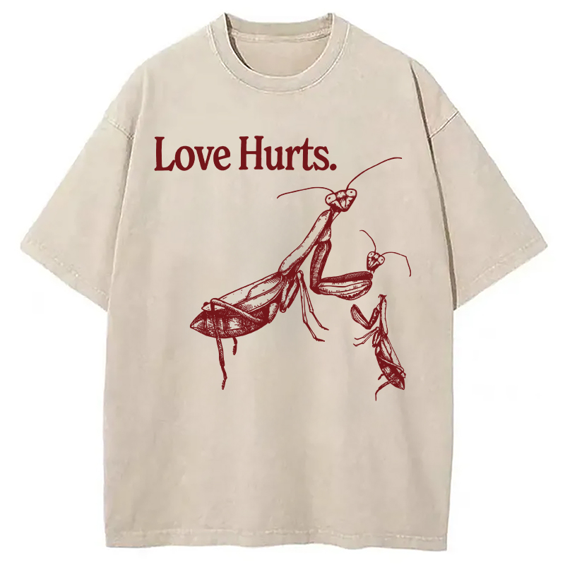 Modecanvas Love Hurts Funny Praying Mantis DTG Printing Washed T-Shirt