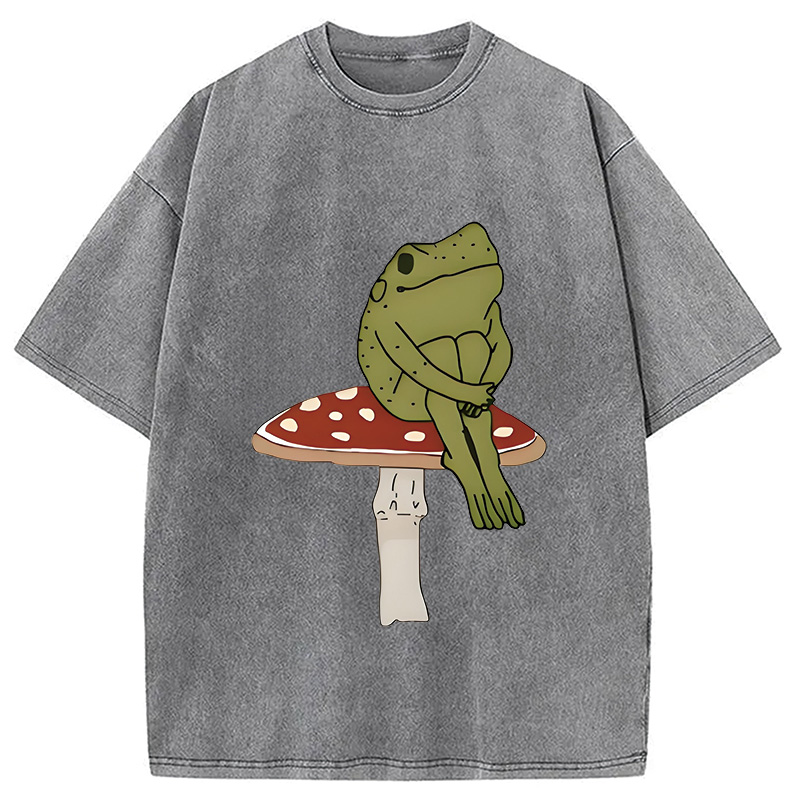 Modecanvas Frog on Mushroom Washed T-Shirt