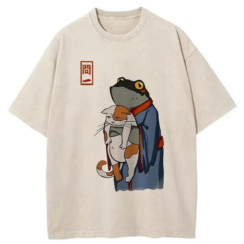 Modecanvas The Frog Holds The Cat Washed T-Shirt