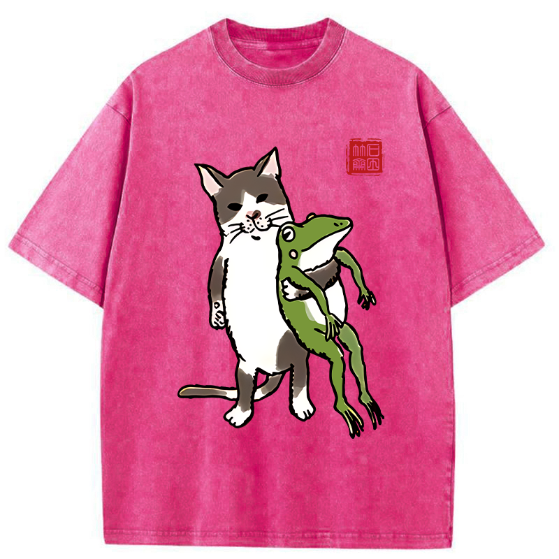 Modecanvas Cat Holding A Frog Washed T-Shirt-modecanvas