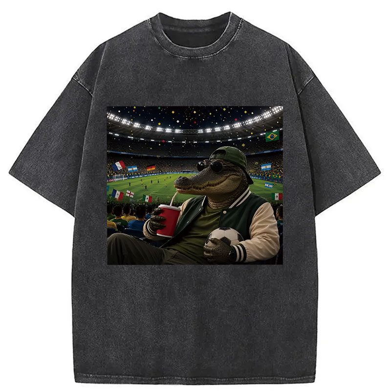 Modecanvas Funny Alligator Soccer Fan 2026 DTG Printing Washed T-Shirt