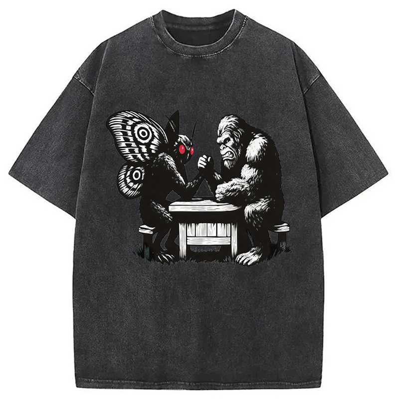 Modecanvas Bigfoot VS Mothman DTG Printing Washed T-Shirt