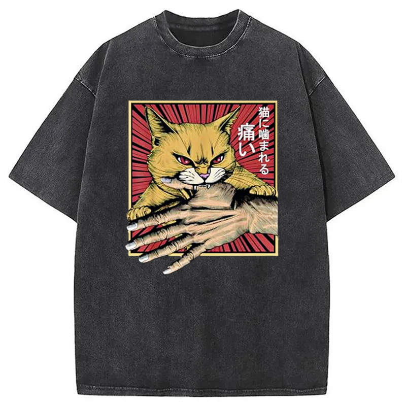 Modecanvas Anime Cat Bite Japanese Art Retro Washed T-Shirt