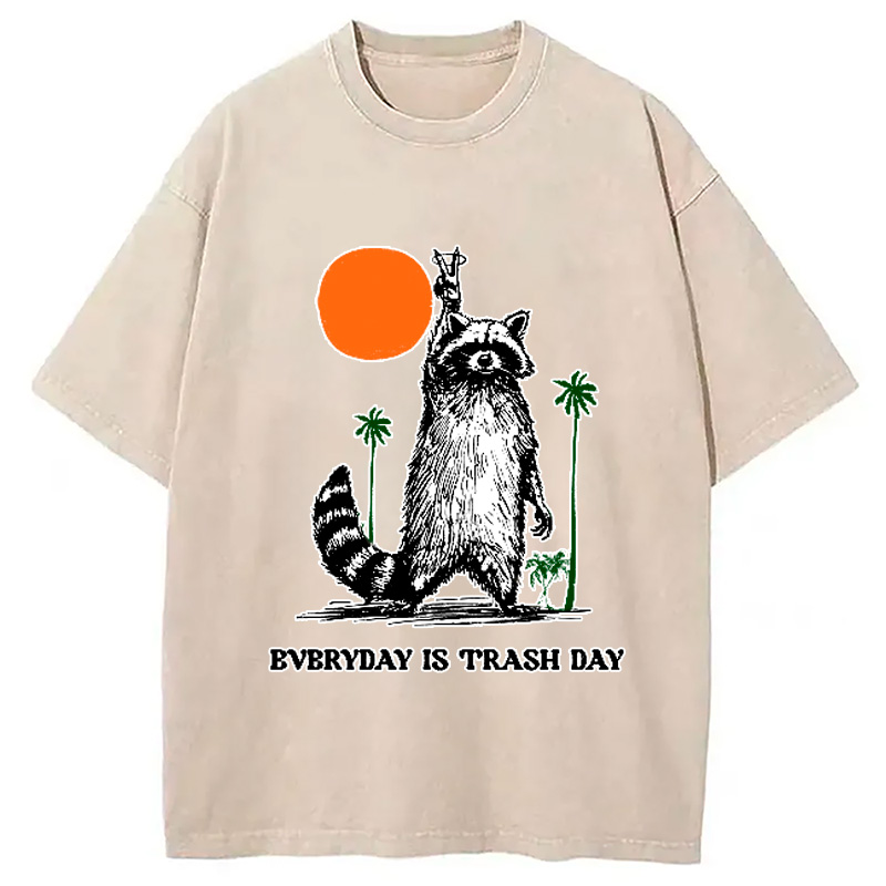 Modecanvas Everyday Is Trash Day Raccoon Washed T-Shirt