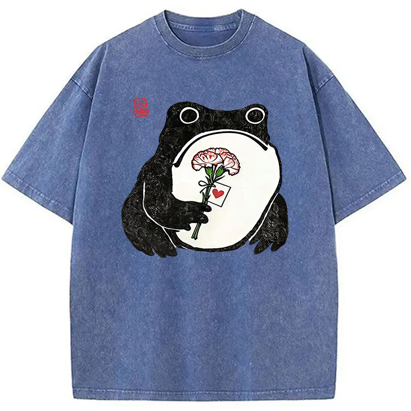 Modecanvas The Frog Holding A Carnation DTG Printing Washed T-Shirt