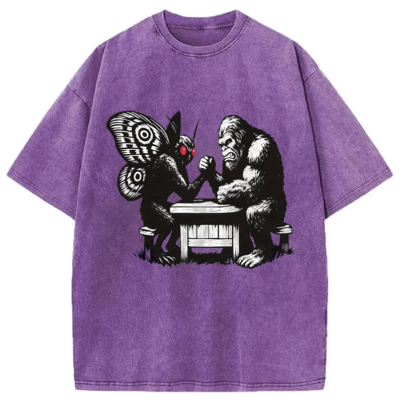 Modecanvas Bigfoot VS Mothman DTG Printing Washed T-Shirt
