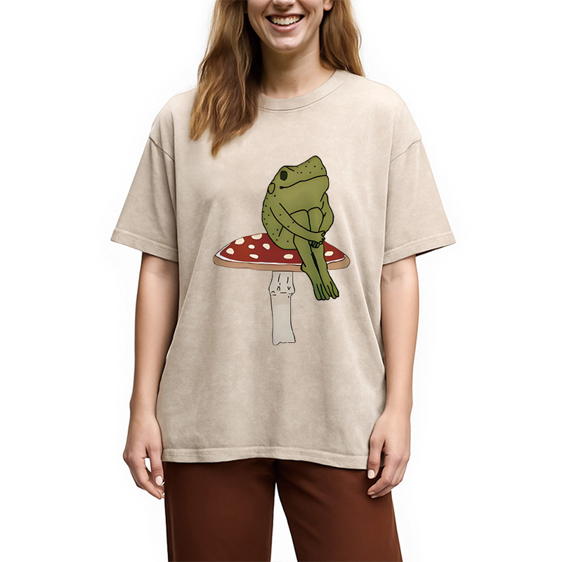 Modecanvas Frog on Mushroom Washed T-Shirt
