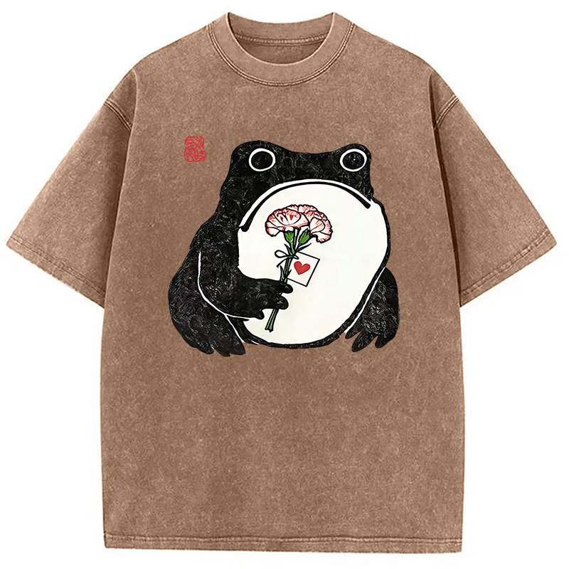 Modecanvas The Frog Holding A Carnation DTG Printing Washed T-Shirt