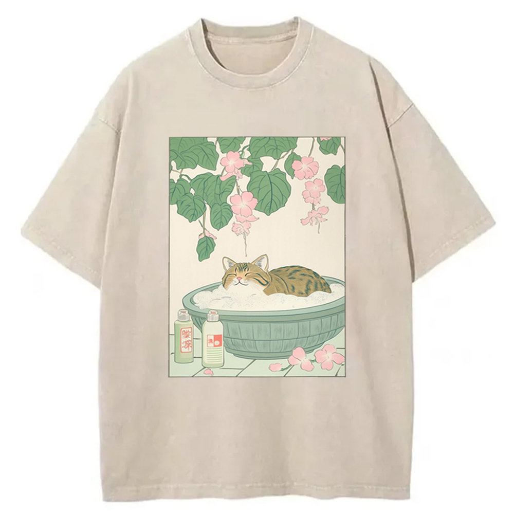 Modecanvas Tabby Cat In Bathtub Japanese Bathroom Decor Washed T-Shirt