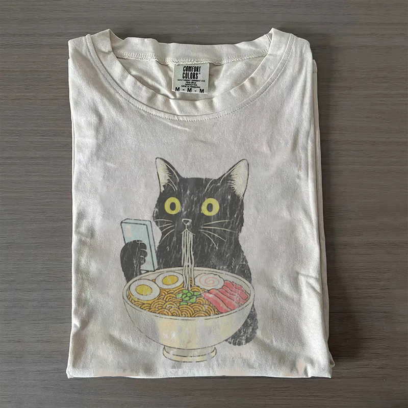 Cat Eating Ramen Funny T-shirt