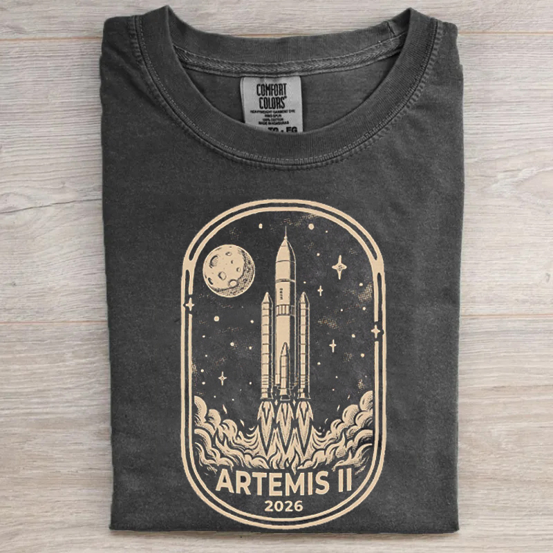 Artemis II  Rocket Launch T-shirt