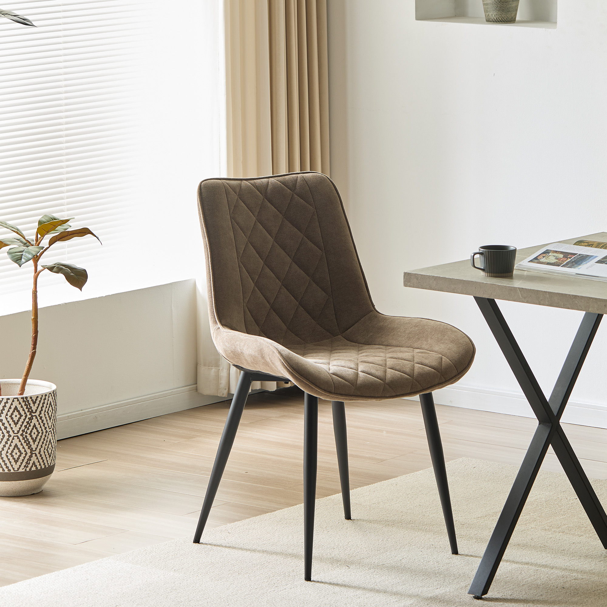 Design-Esszimmerstühle 4er Set – Chenille-Bezug & Ergonomisches Design