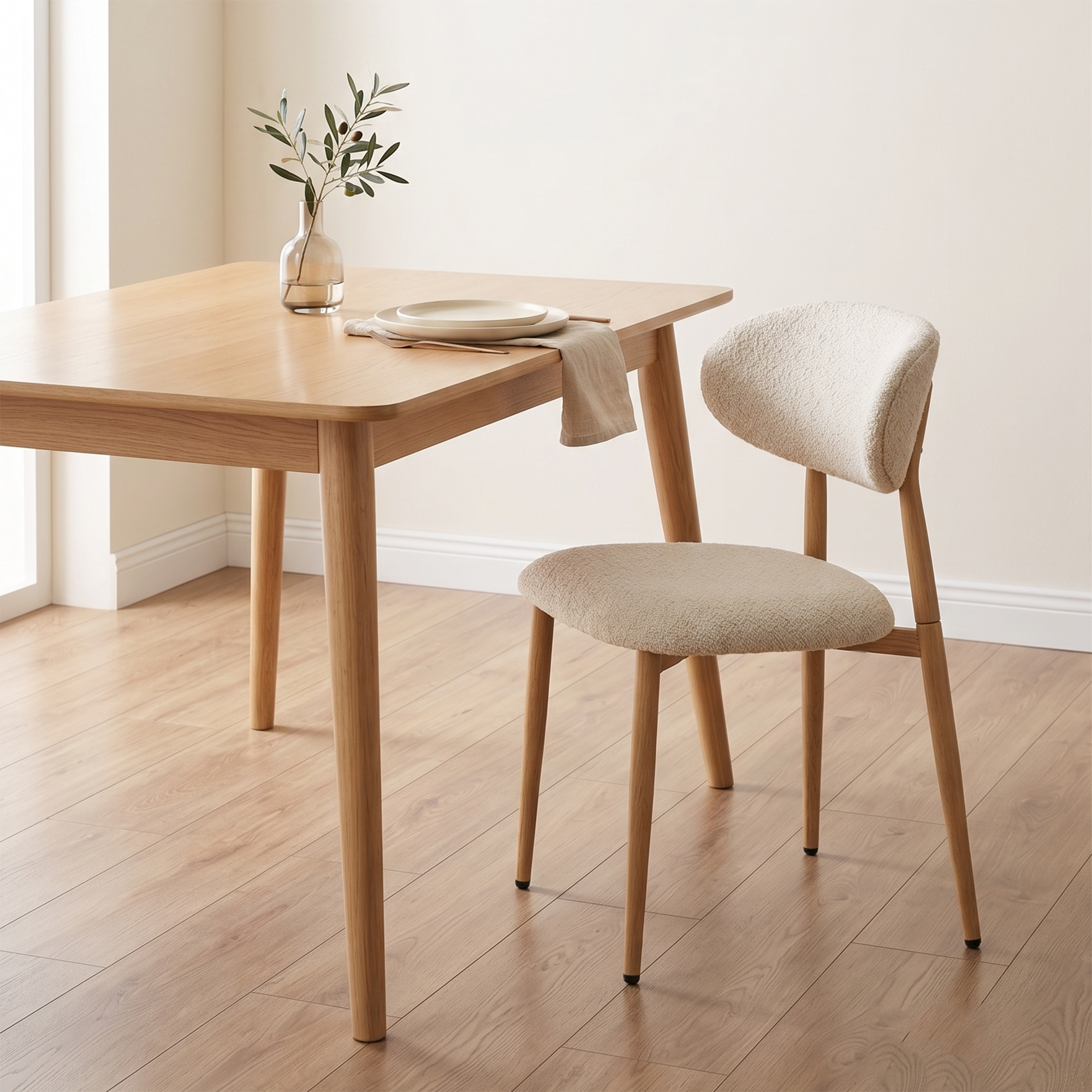LYKKVØ „Milo“ Polsterstuhl aus der „Amara“ Kollektion — Ergonomischer Design-Esszimmerstuhl