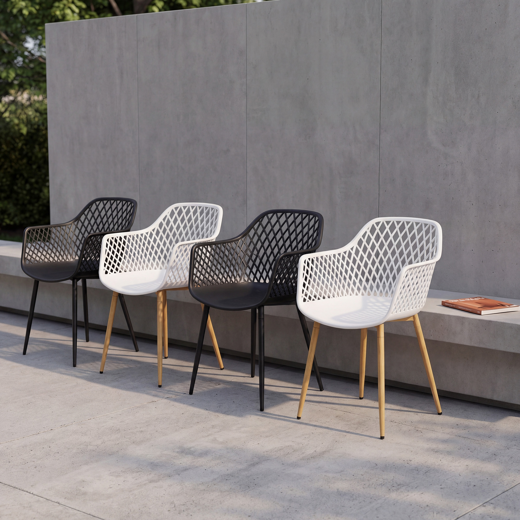 4er-Set Outdoor Design-Gartenstühle LYKKVØ – Wetterbeständig mit geometrischer Rückenlehne & Armlehnen