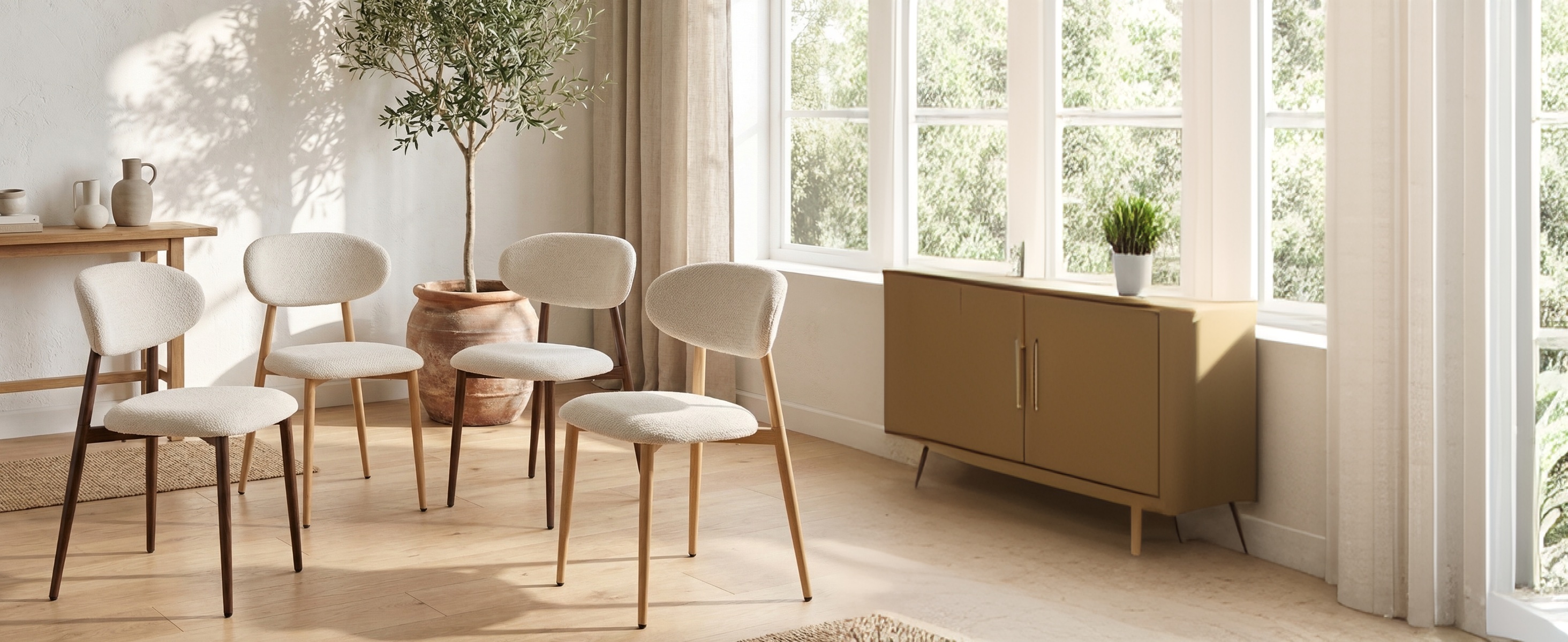 LYKKVØ Design-Polsterstuhl Set (2 Stück) – Ergonomischer Komfort in Beige mit Walnuss-Optik