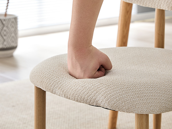 LYKKVØ „Milo“ Polsterstuhl aus der „Amara“ Kollektion — Ergonomischer Design-Esszimmerstuhl