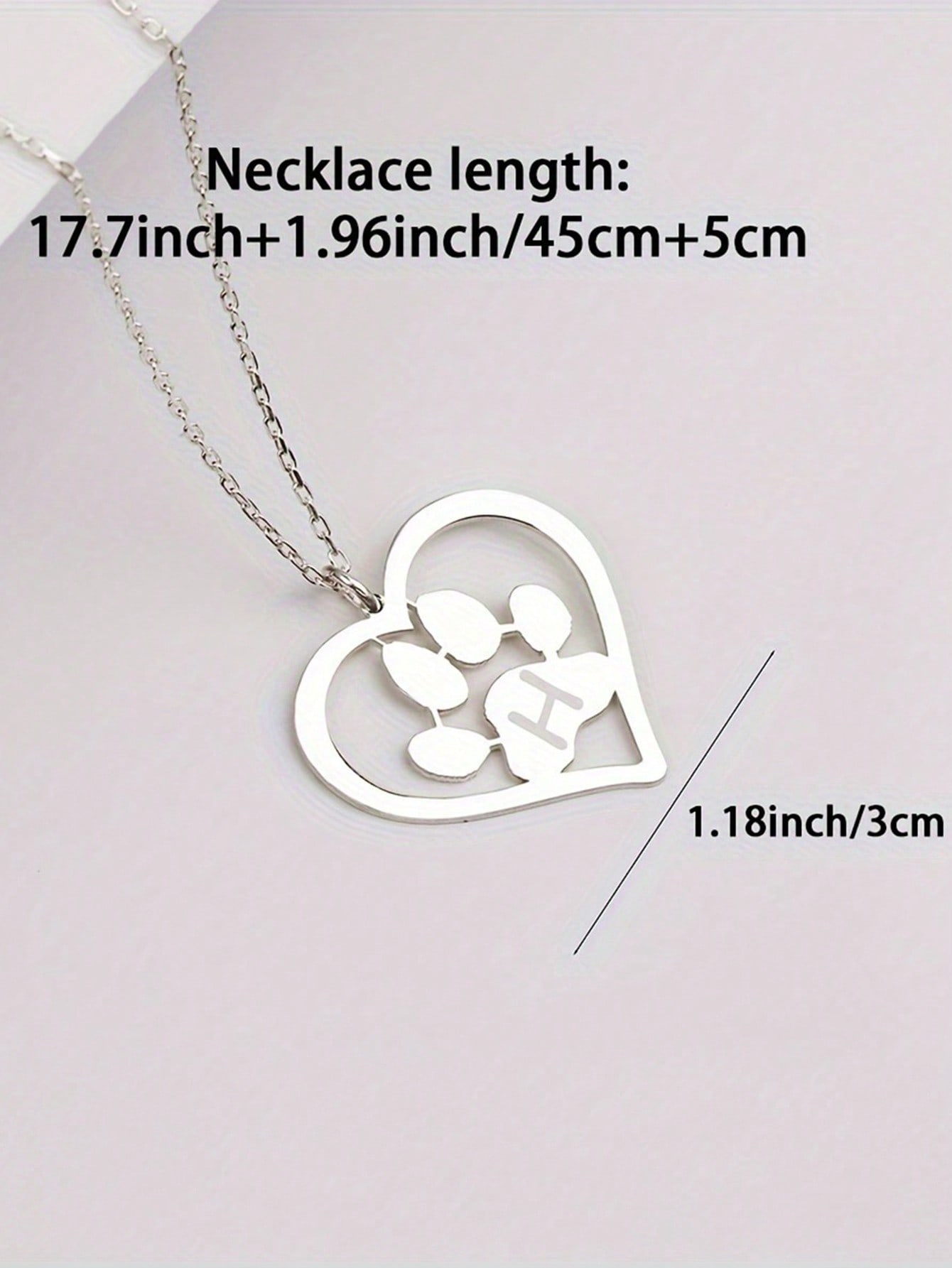 Personalized 18K Gold Plated Hollow Heart Paw Necklace, Custom Stainless Steel Jewelry for Pet Lovers