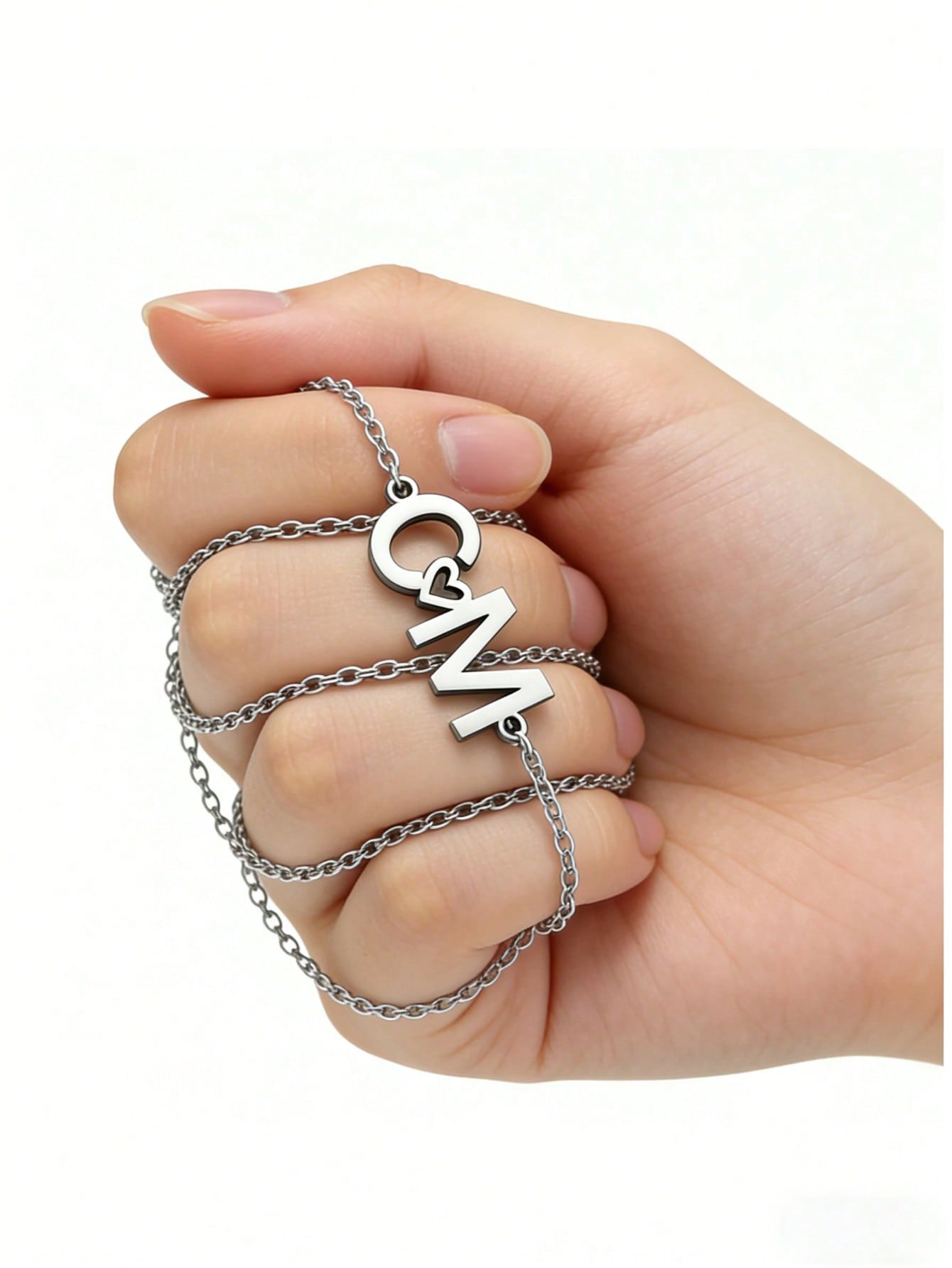 One ladies' personalized double-letter heart-shaped bracelet, simple and elegant, ideal for festival gifts, Valentine's Day gifts, Christmas gifts and Mother's Day gifts