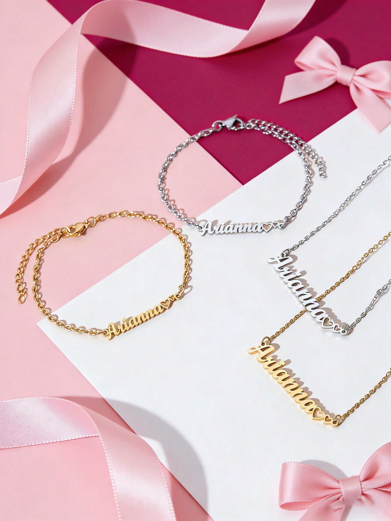This personalized necklace and bracelet set features minimalist heart patterns and English names. Made of stainless steel, it serves as couple jewelry and is an ideal gift for Christmas, Halloween, Valentine's Day and anniversaries. It is suitable for cou