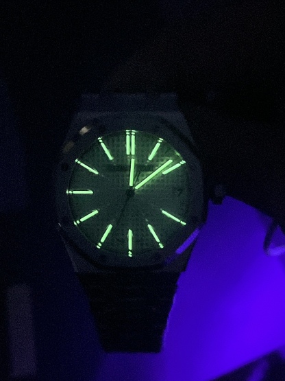 Audemars Piguet  AP  15500ST 41MM
