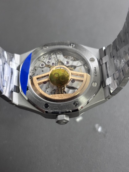Audemars Piguet  AP  15500ST 41MM