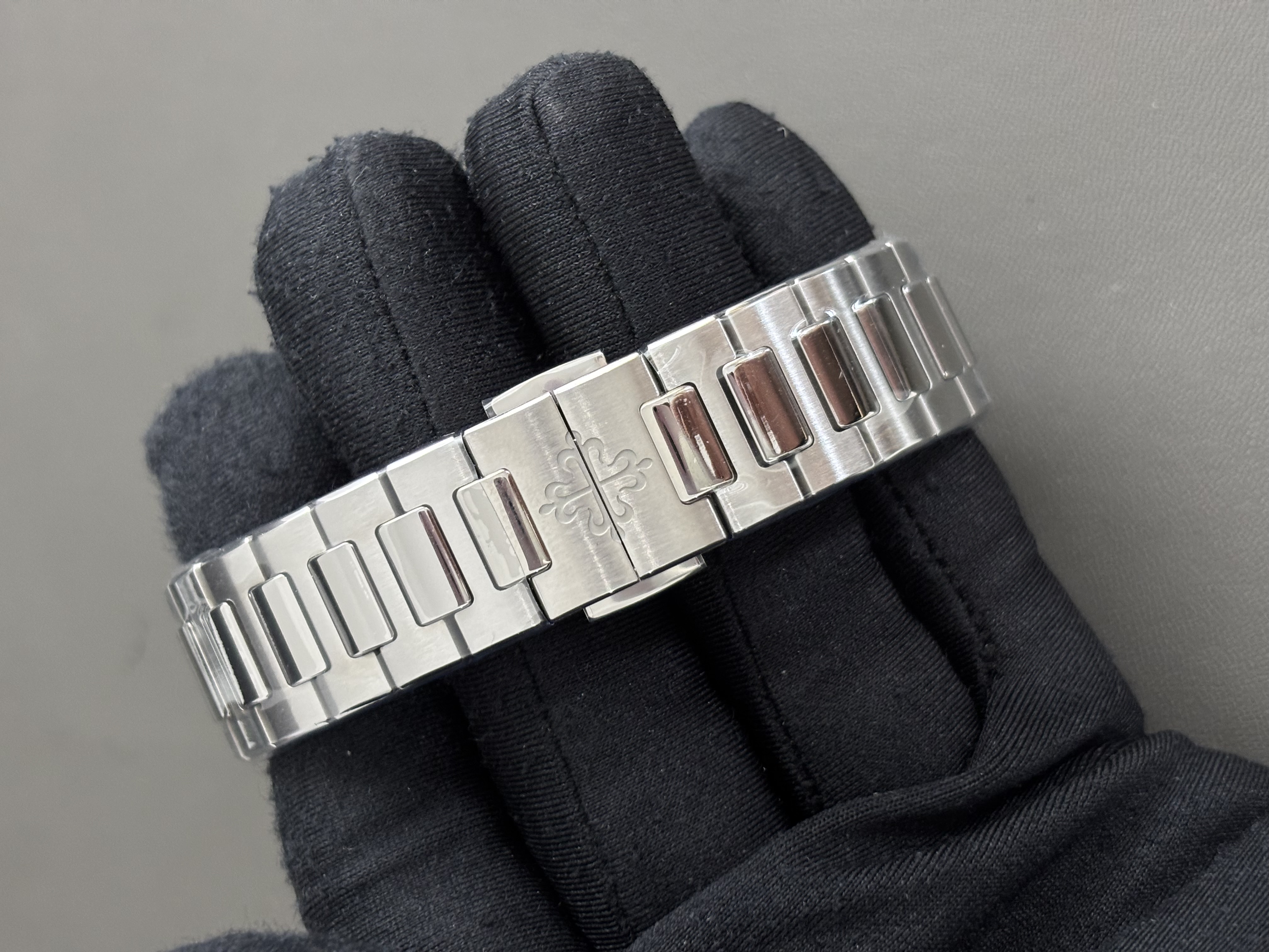 Patek Philippe Nautilus 7118a