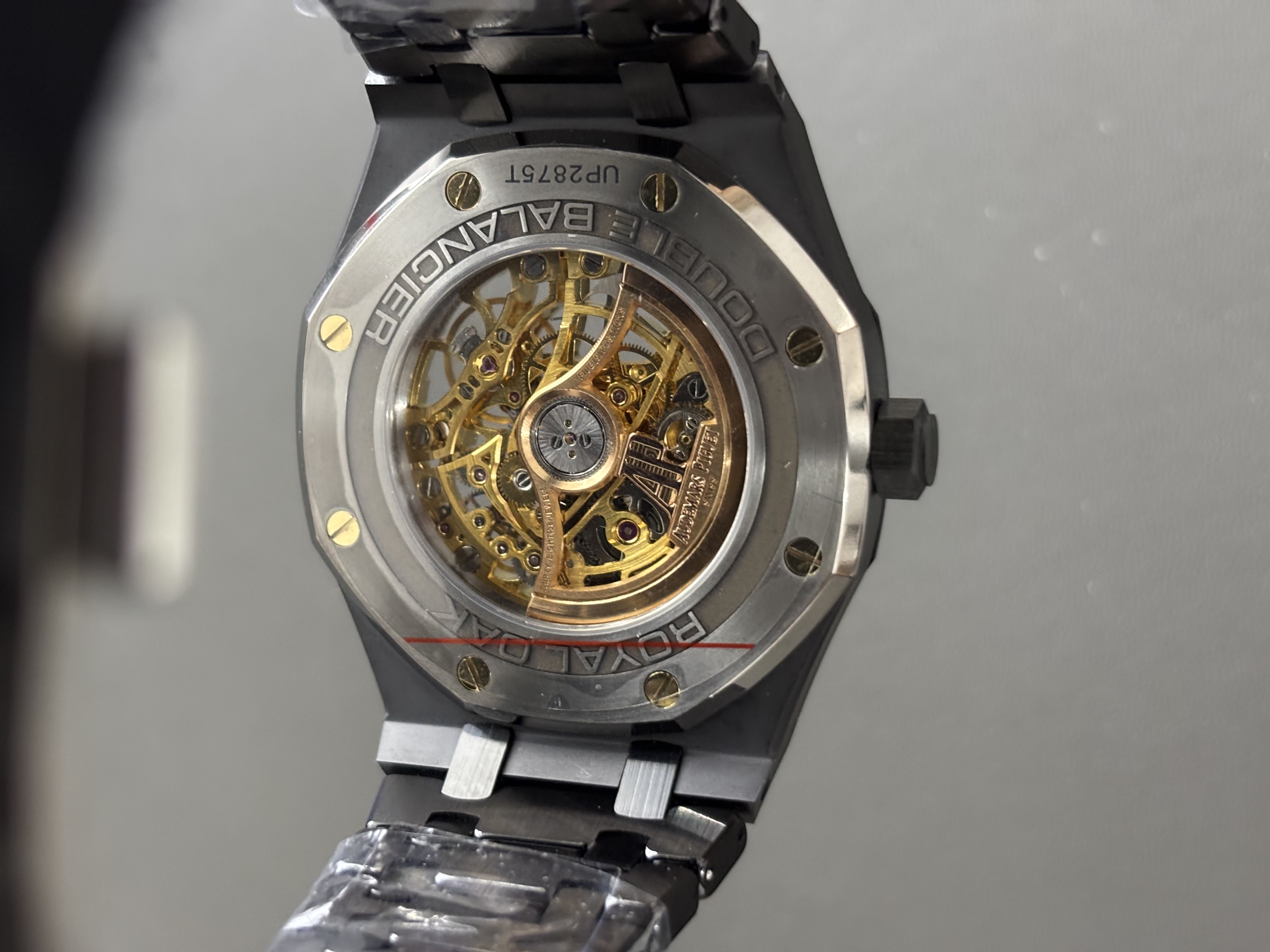 Audemars Piguet  AP   15416CE 