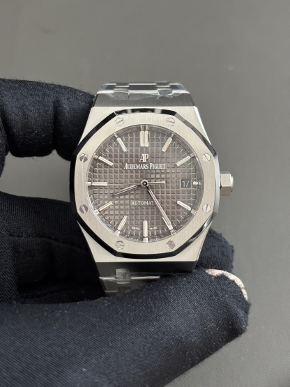 Audemars Piguet 15400ST