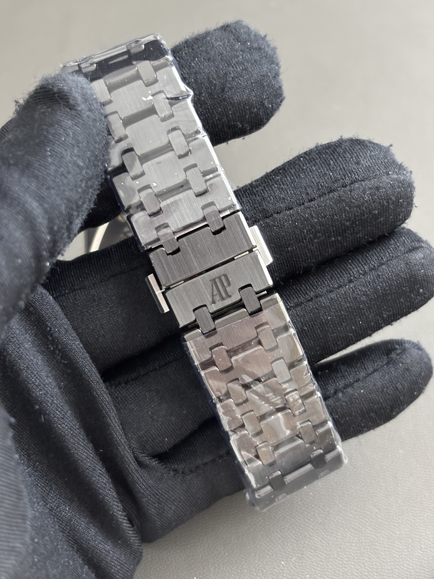 Audemars Piguet  AP   15416CE 