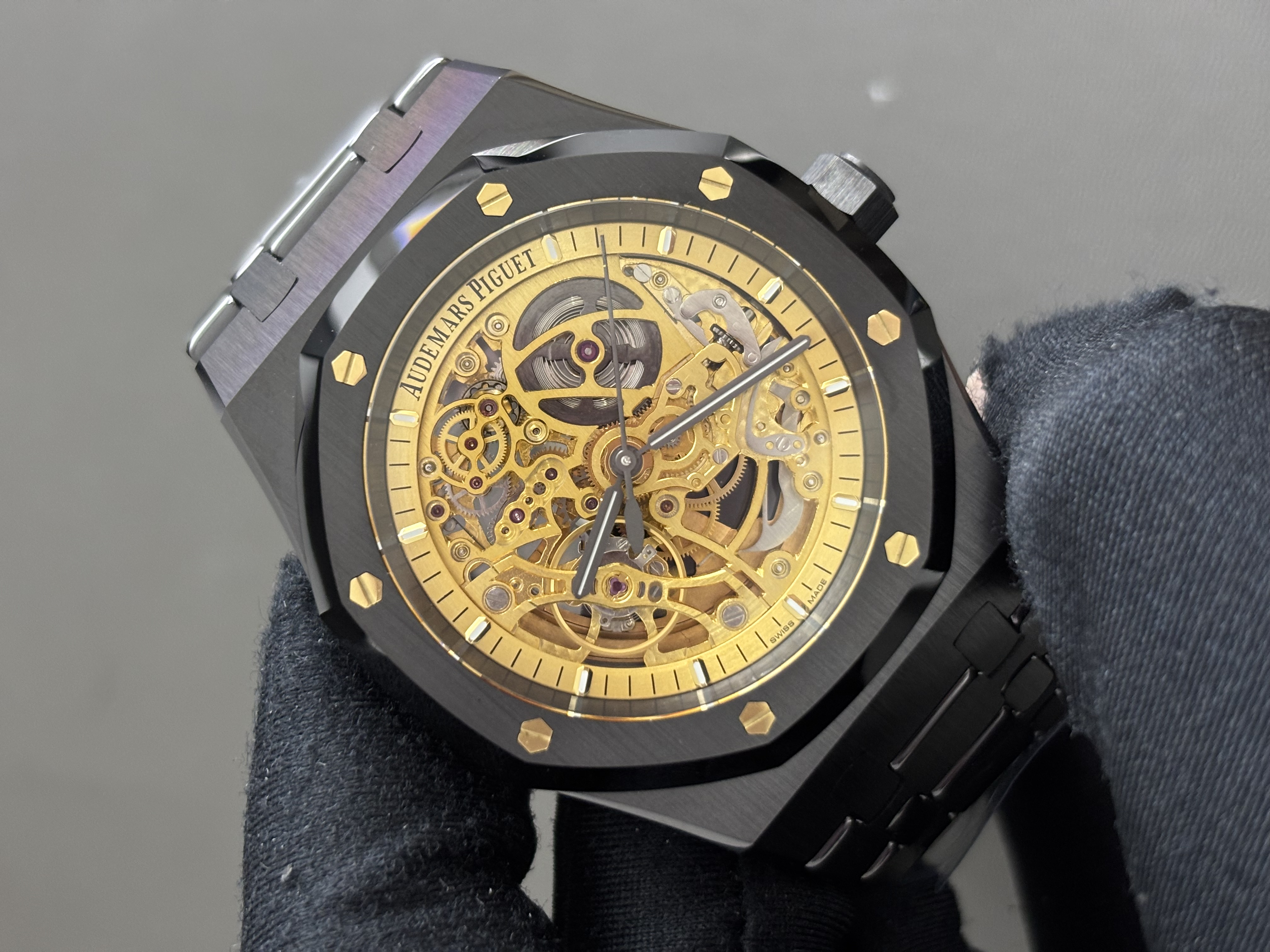 Audemars Piguet  AP   15416CE 