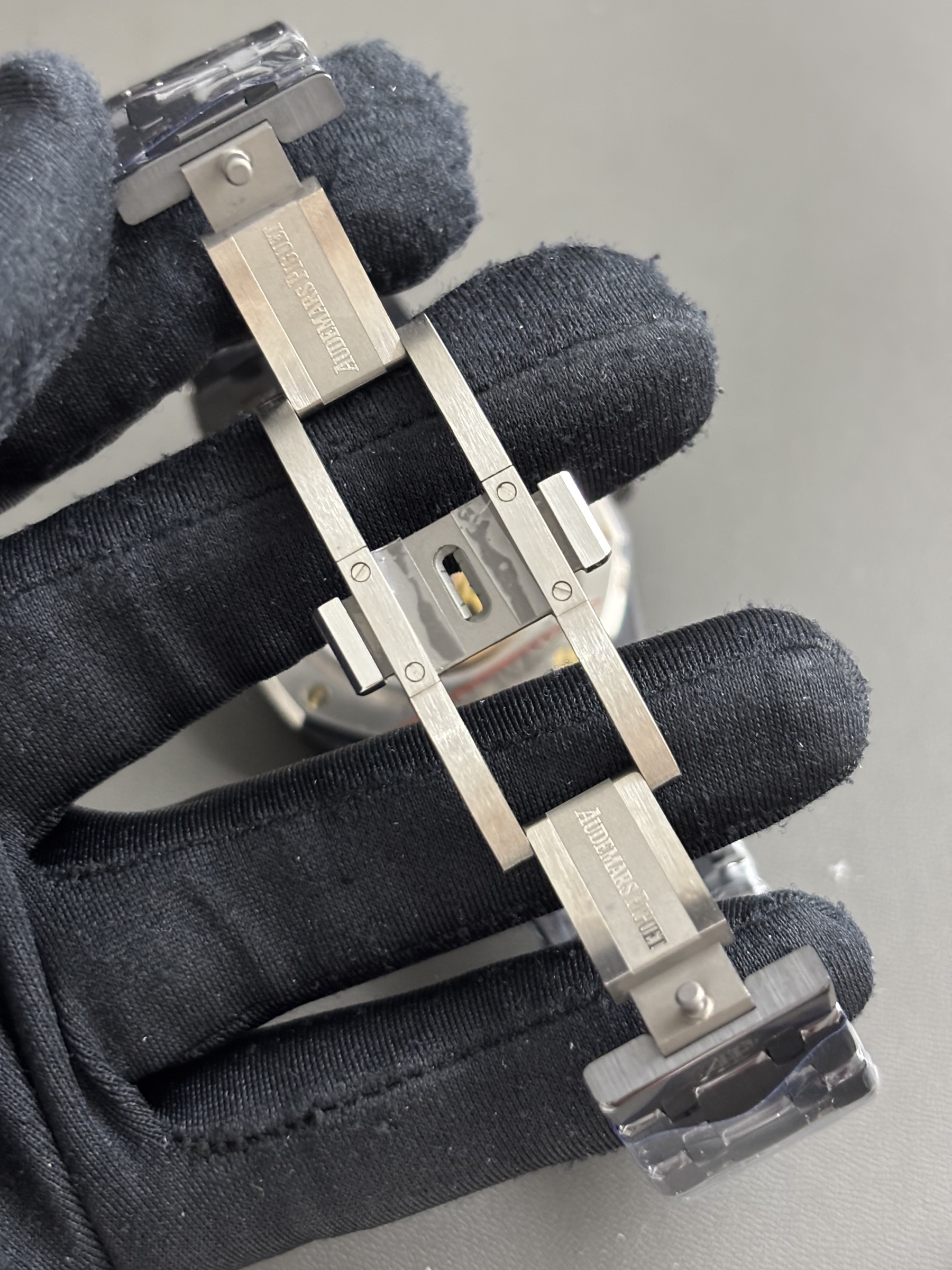 Audemars Piguet  AP   15416CE 