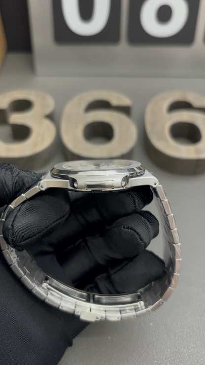Patek Philippe  Nautilus Ref. 58111A 