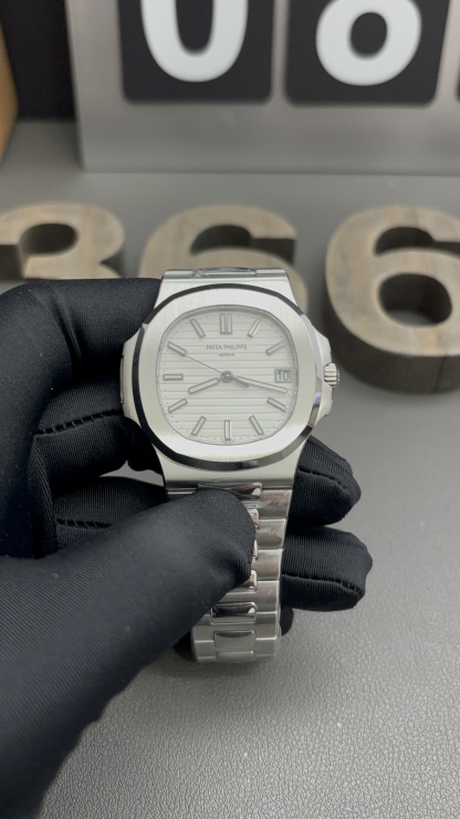 Patek Philippe  Nautilus Ref. 58111A 