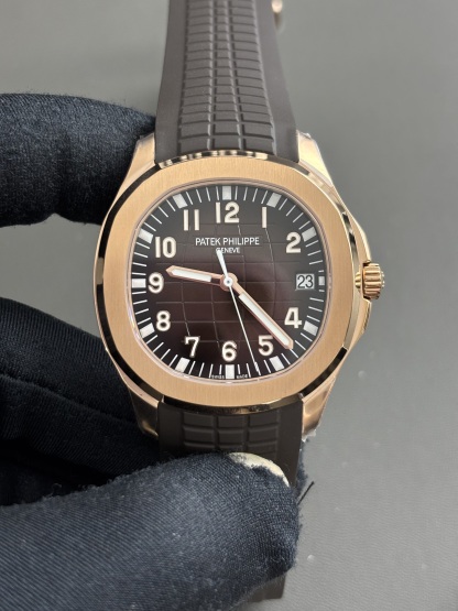 （PATEK PHILIPPE）Aquanaut Ref. 5167R-001 40mm