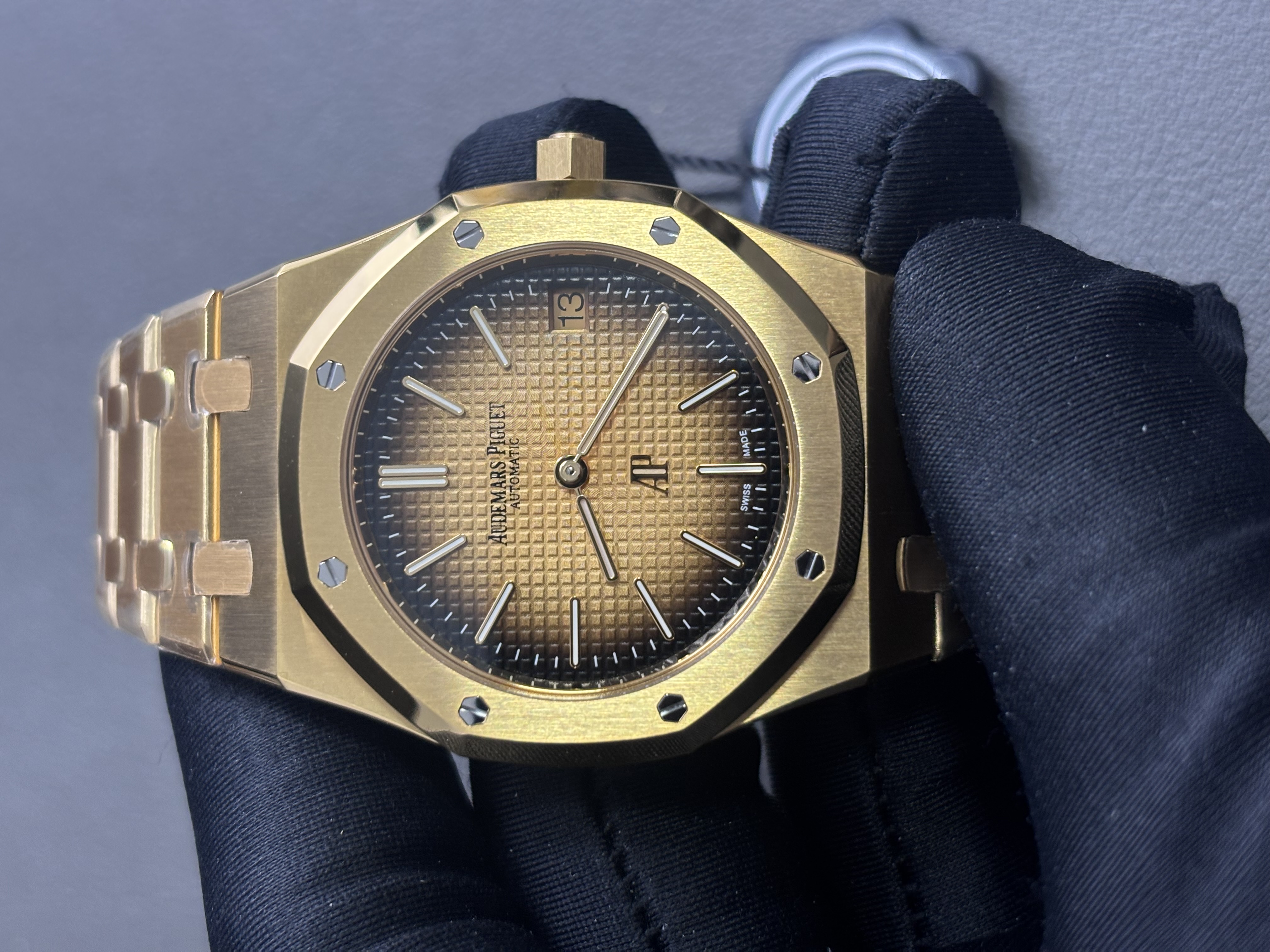 Audemars Piguet  AP  16202BA 39MM 18K