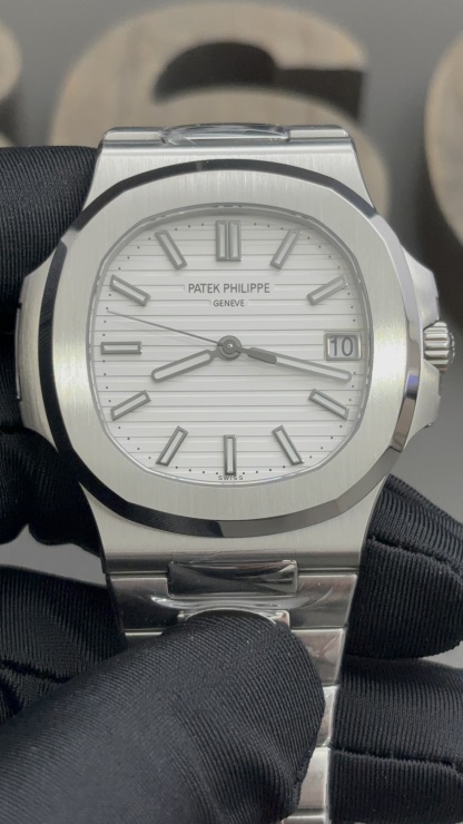 Patek Philippe  Nautilus Ref. 58111A 