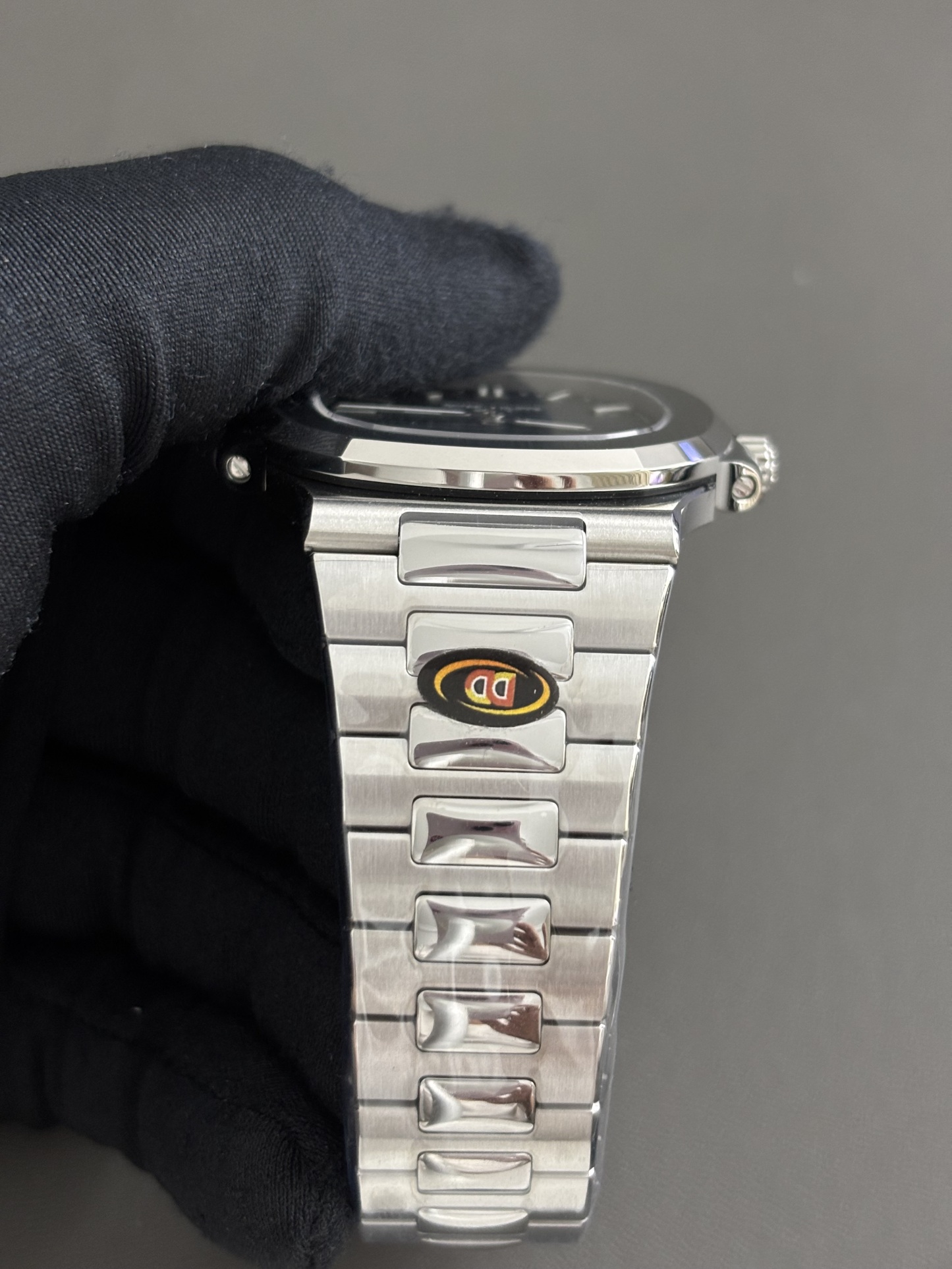 Patek Philippe Nautilus Series 5711/1A - 001