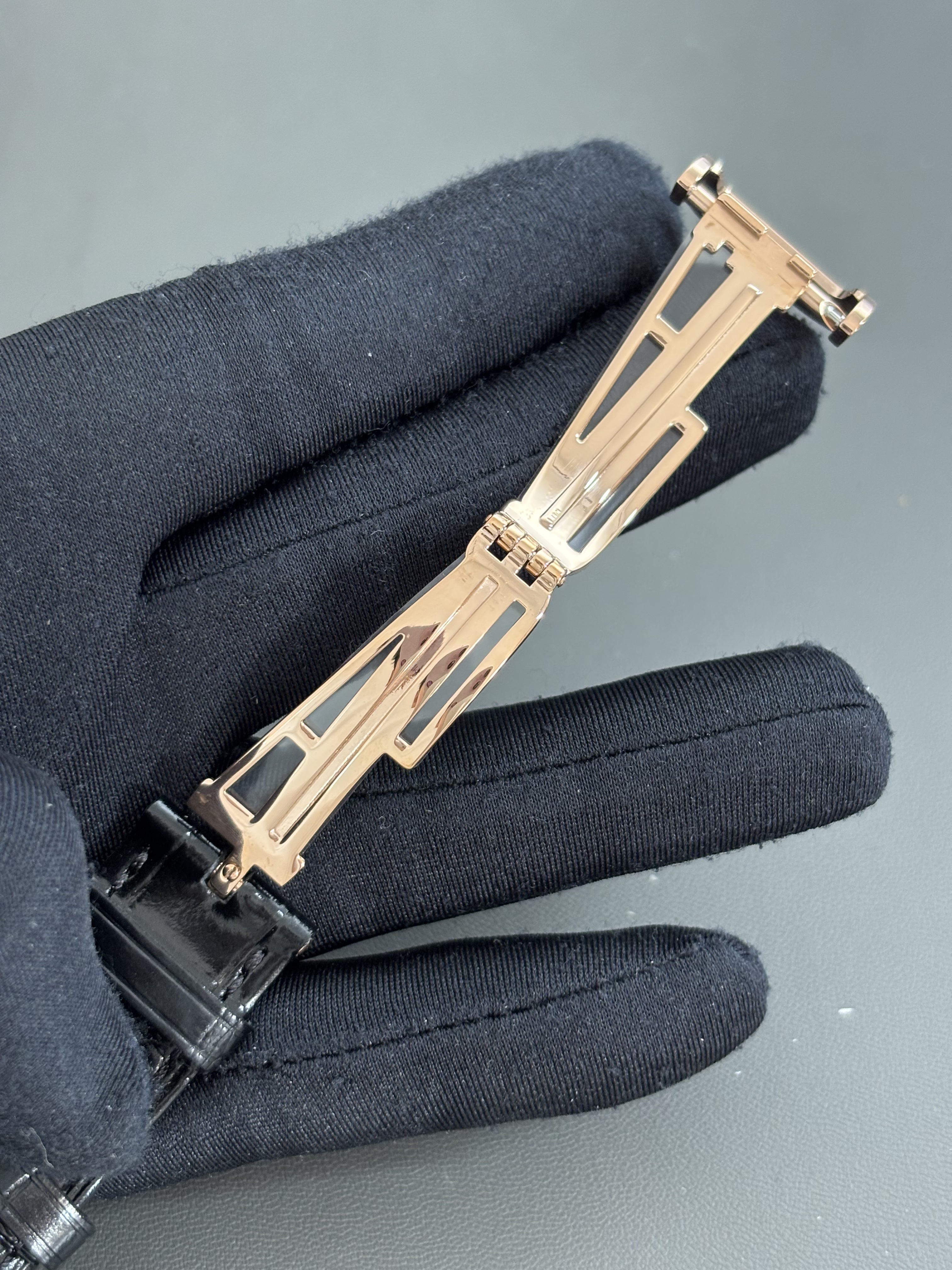 Audemars Piguet 26240OR 15K 41MM