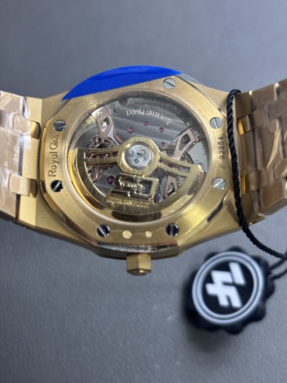 Audemars Piguet  AP  16202BA 39MM 18K