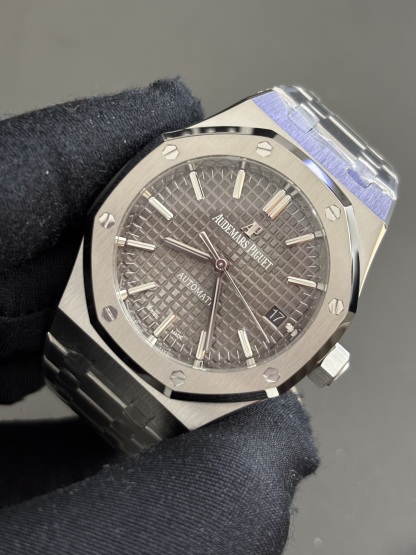 Audemars Piguet 15400ST