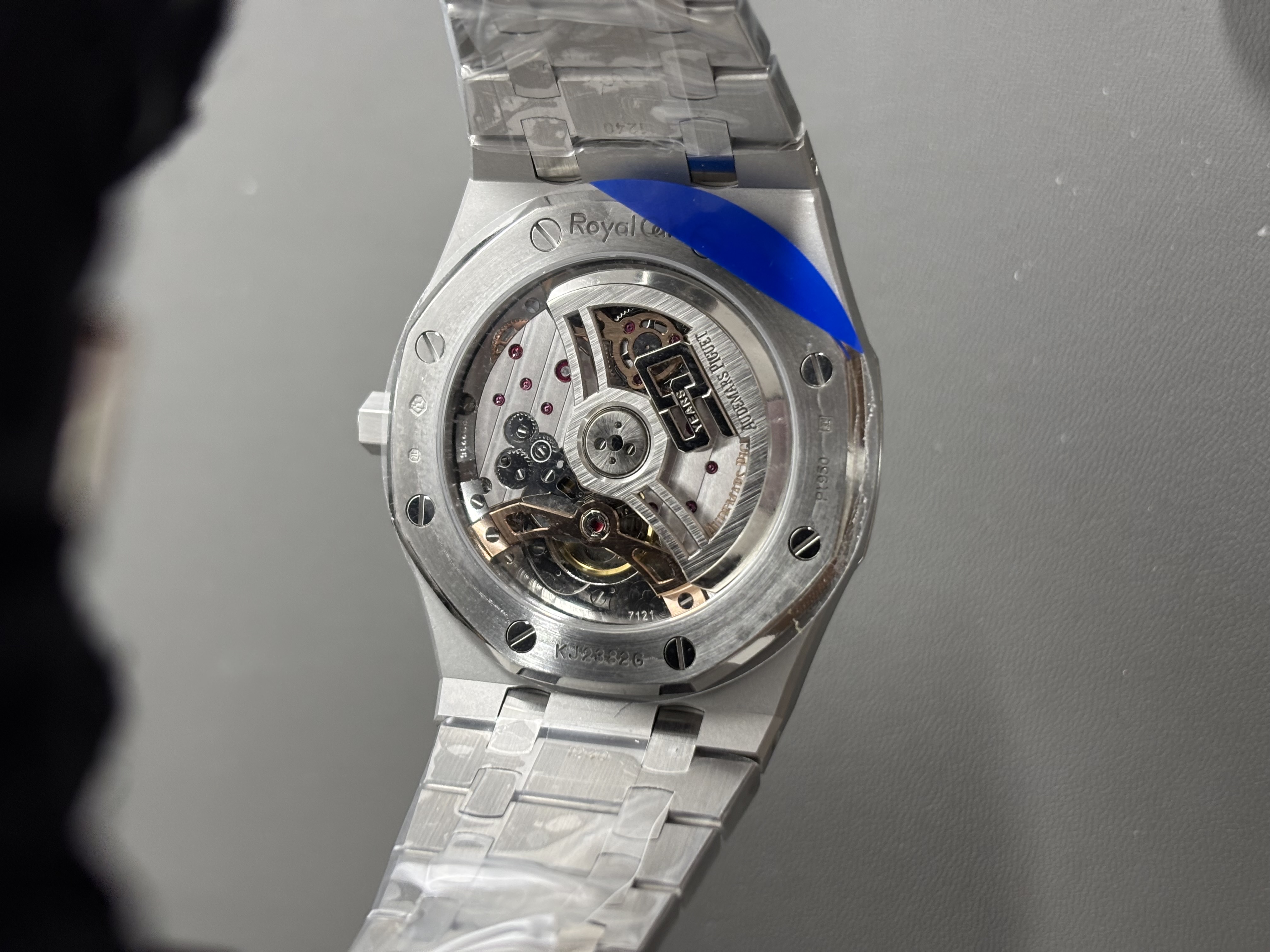 Audemars Piguet  15202PT 39MM