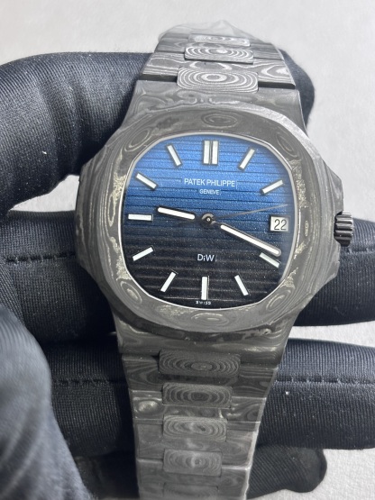 Patek Philippe Nautilus 5711 nautilus the black grail g-blue 最新