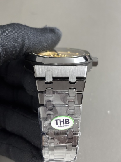 Audemars Piguet  AP   15416CE 