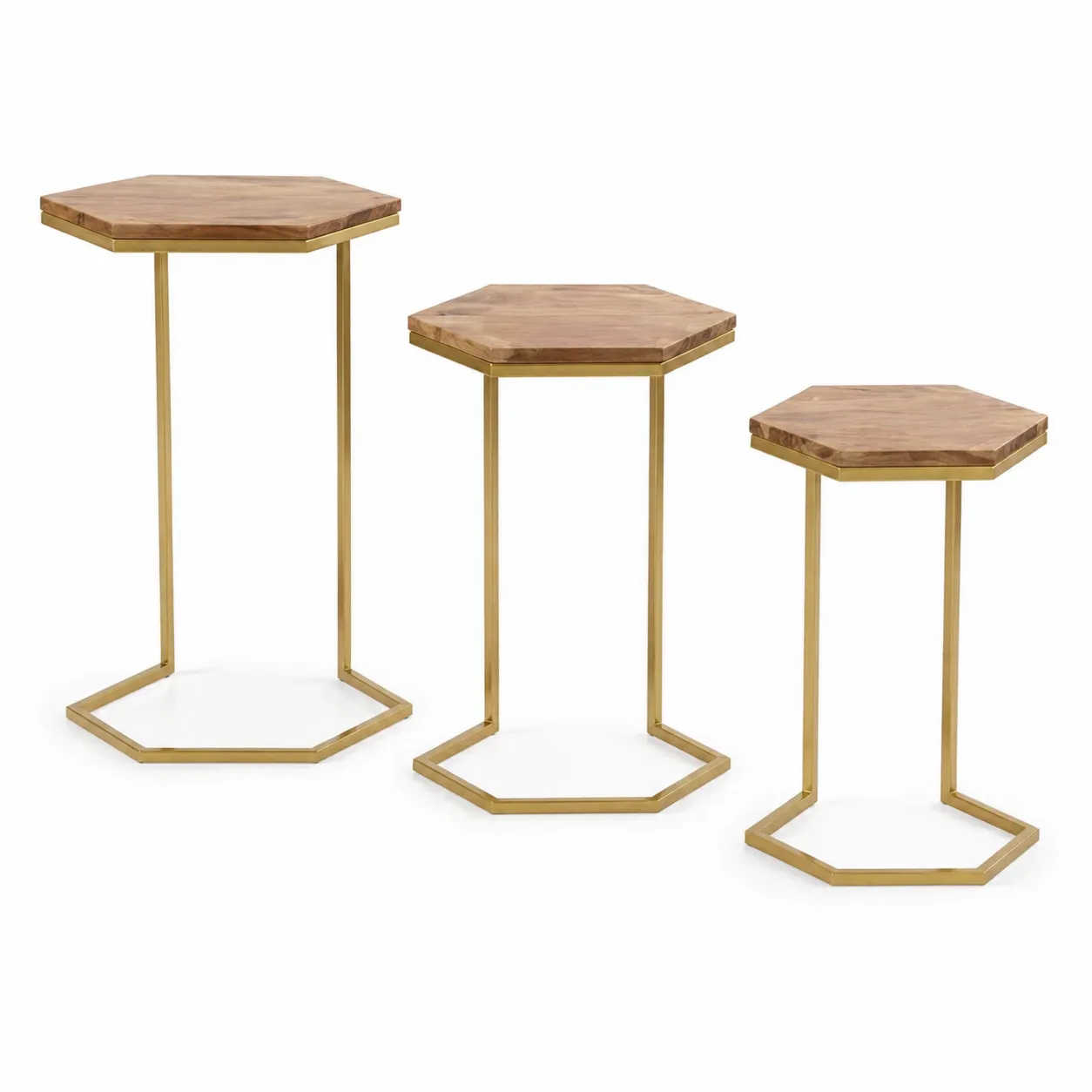Set di tavolini impilabili a esagono in legno di acacia e metallo dorato